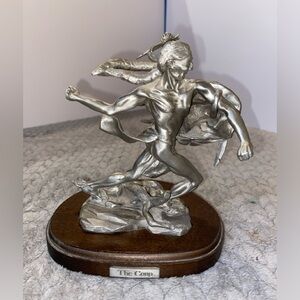 Vintage RARE 1983 Native American “The Coup” pewter statue.